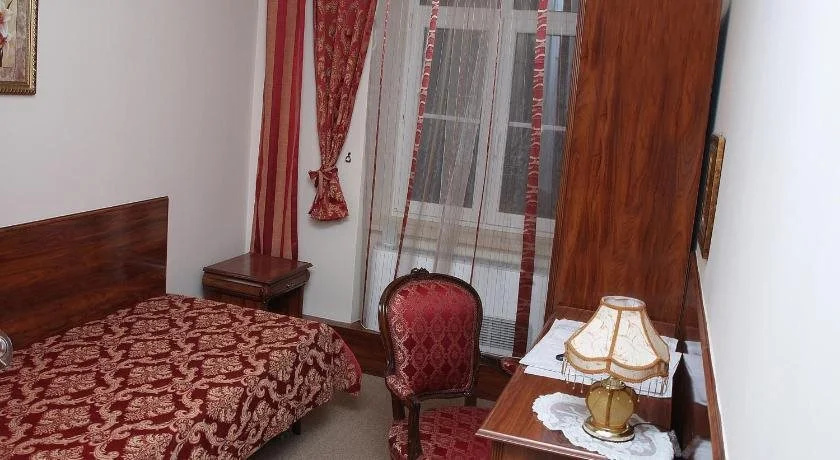 Old Time Aparthotel