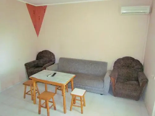 Old House Hotel