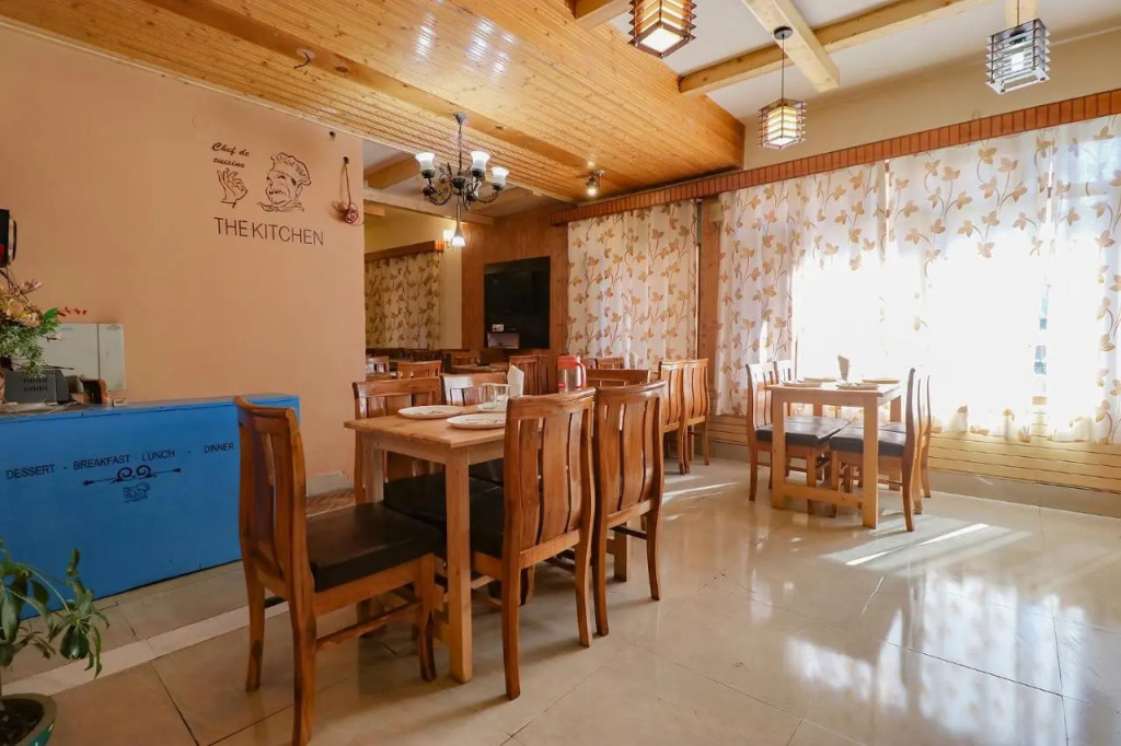 Fabhotel Shandela