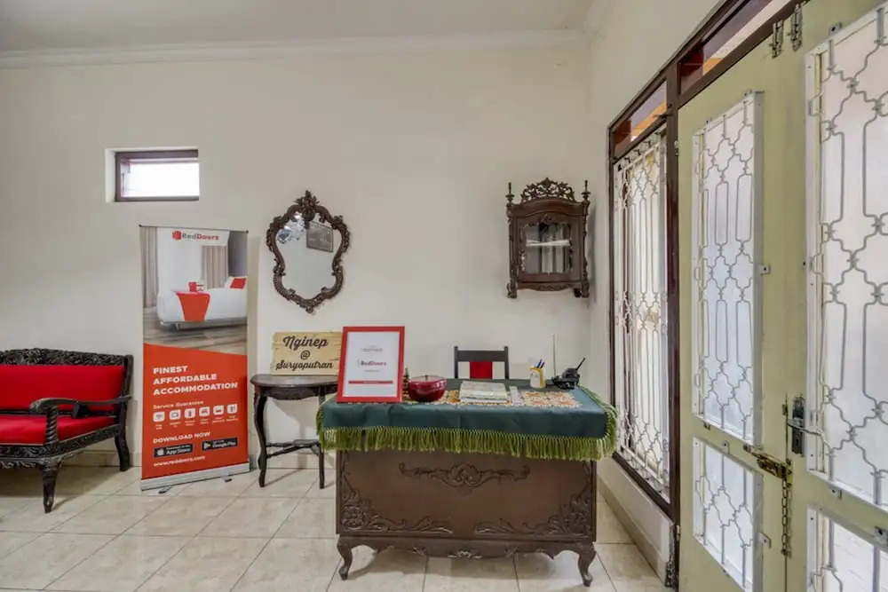 RedDoorz Hostel near Alun Alun Selatan Jogja