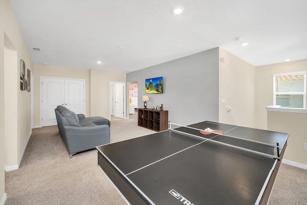 7655 Oakmoss Loop