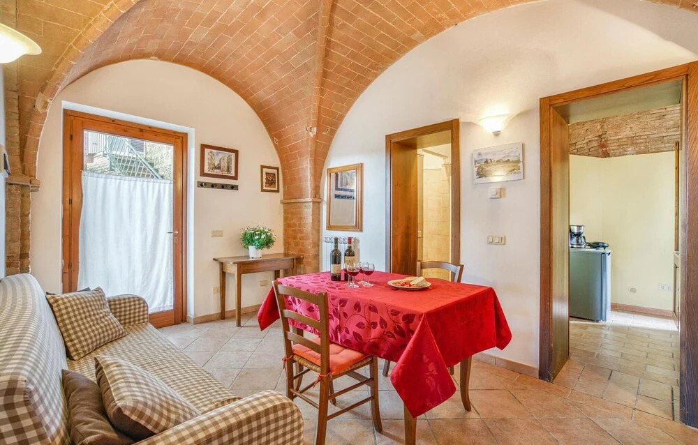6 Bedroom Nice Home In Montaione