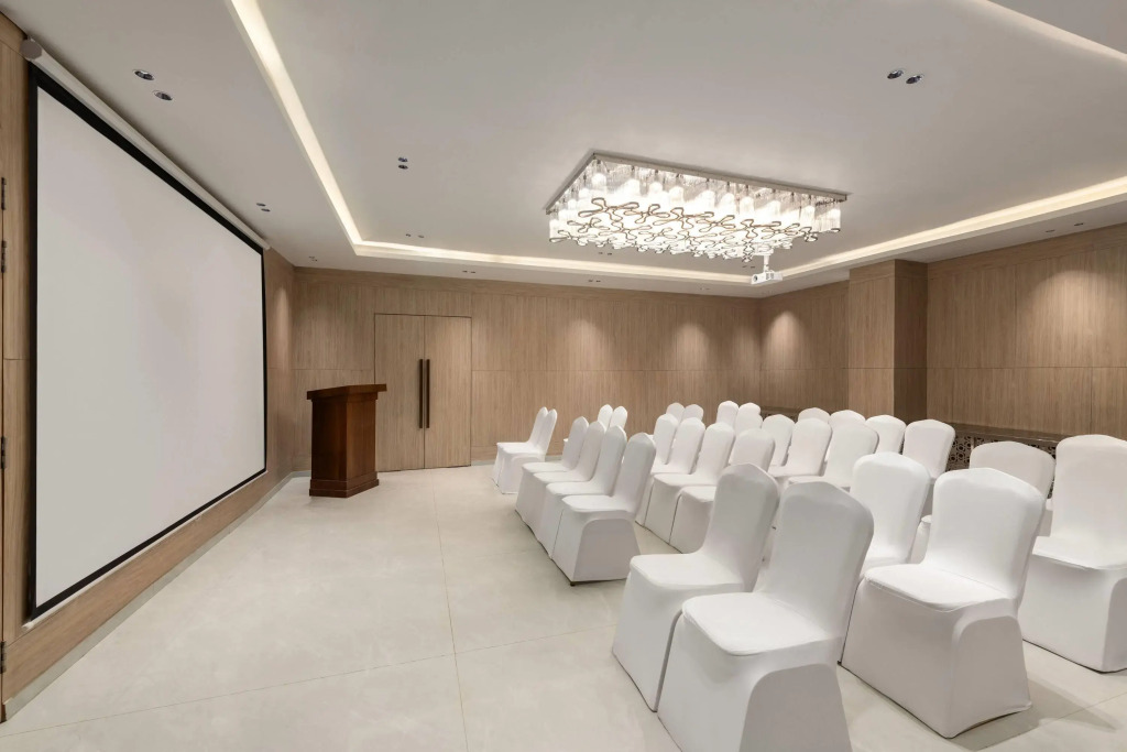 Ramada Encore by Wyndham Chandigarh Zirakpur