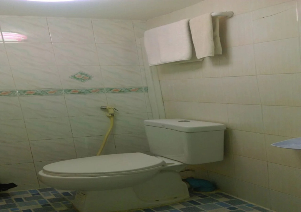 Royal 74 Hotel