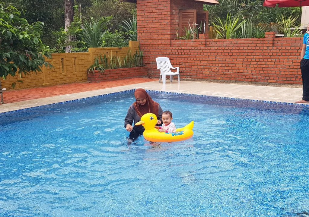 Pandan Laut Beach Resort