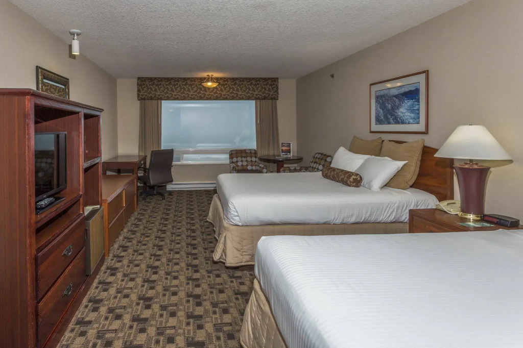Seagrass Oceanfront Inn
