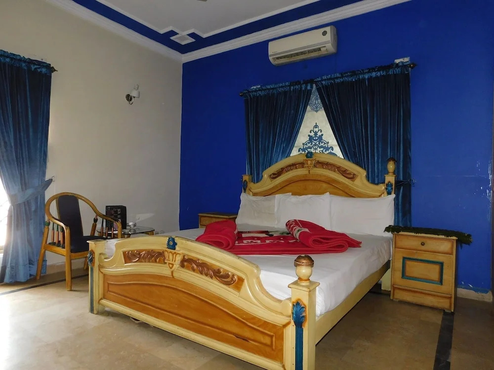 Capital Sweet Home