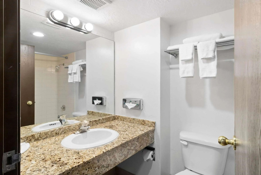 Ramada by Wyndham Richfield UT I-70