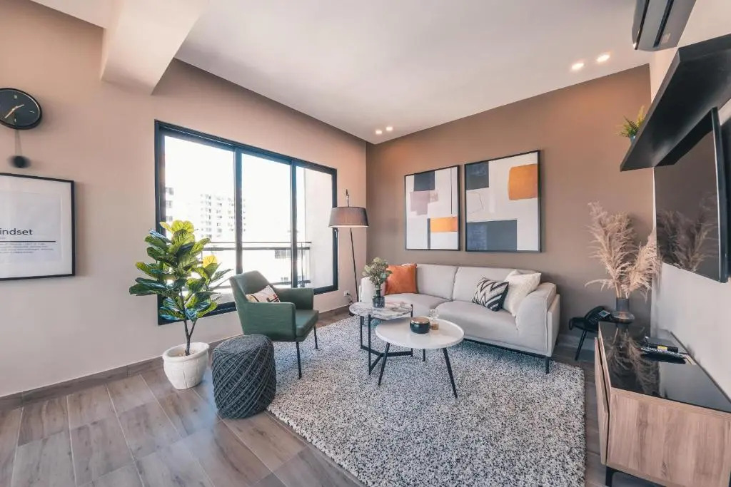 Fully Serviced Apartment at Regatta Living - 8B