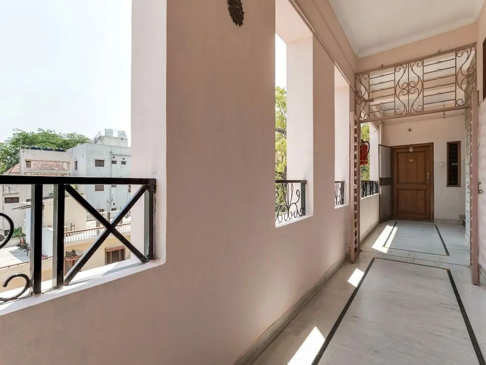 OYO Apartments Banjara Hills Road No 13A