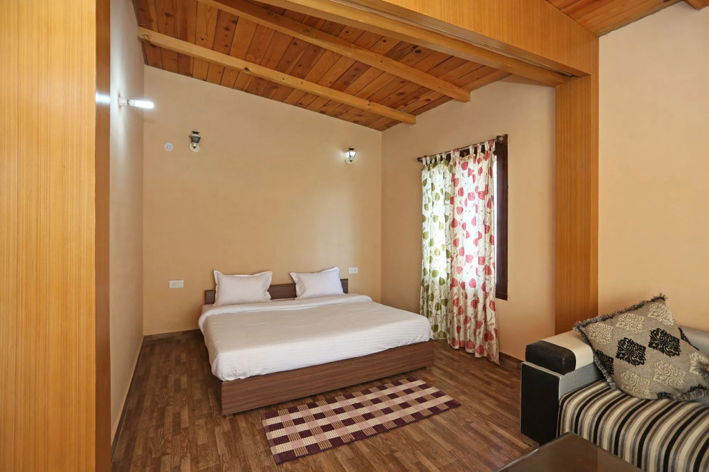 OYO 11726 Home Cozy 2BHK Valley View