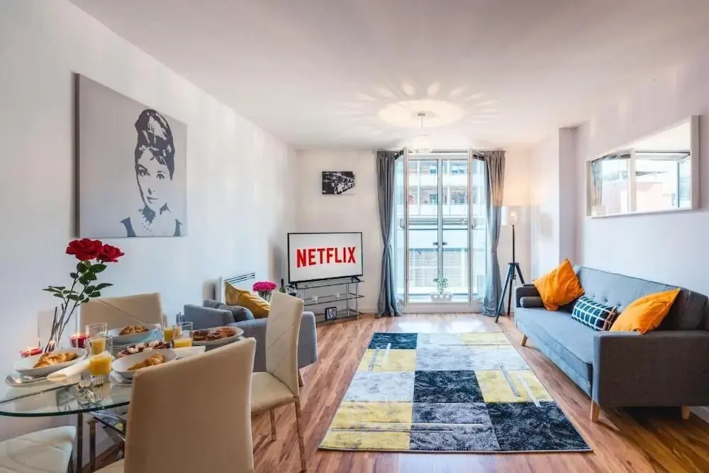 Inners City Apartments -On Suites