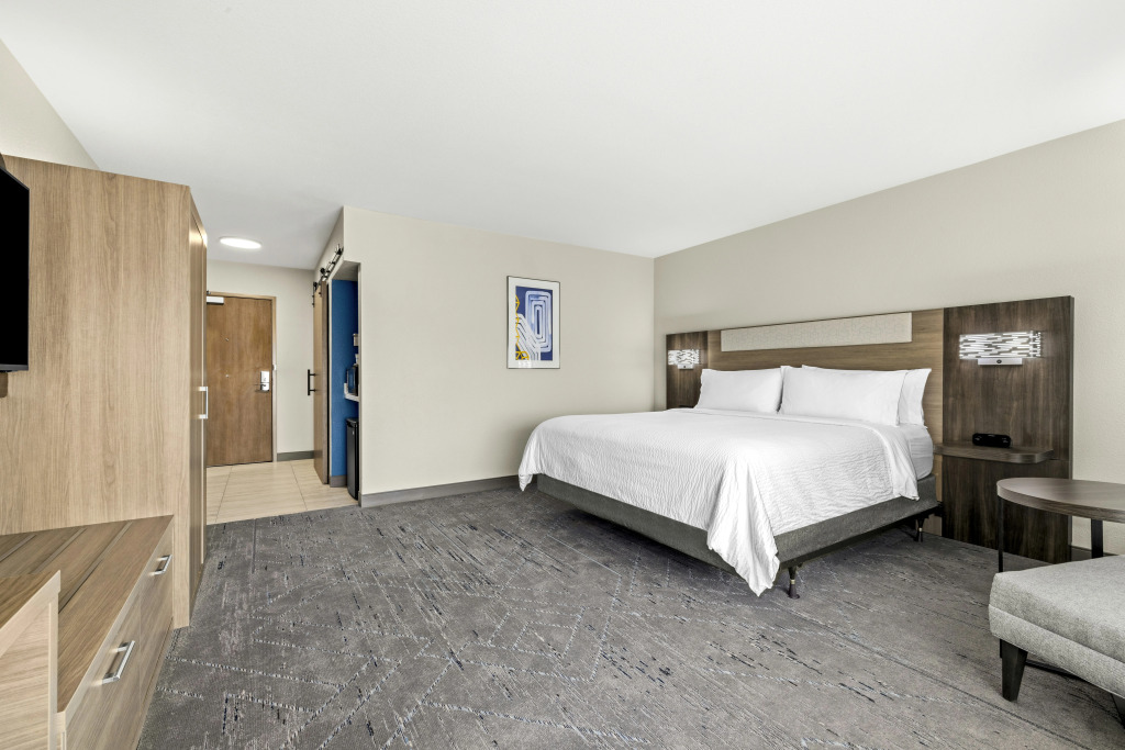 Holiday Inn Express & Suites Phoenix West Tolleson by IHG