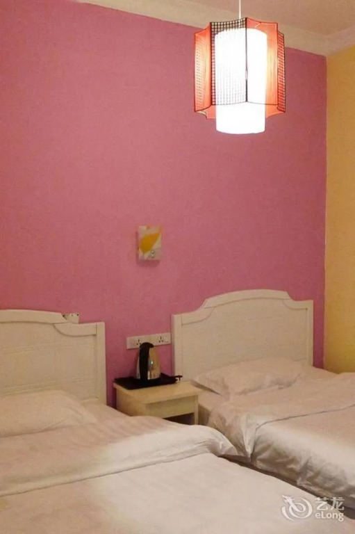 Yangshuo Romantic Inn
