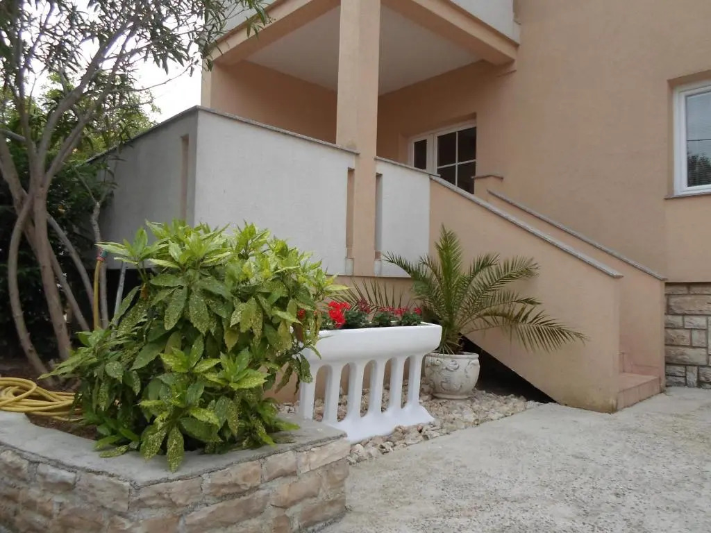 Apartments Golić