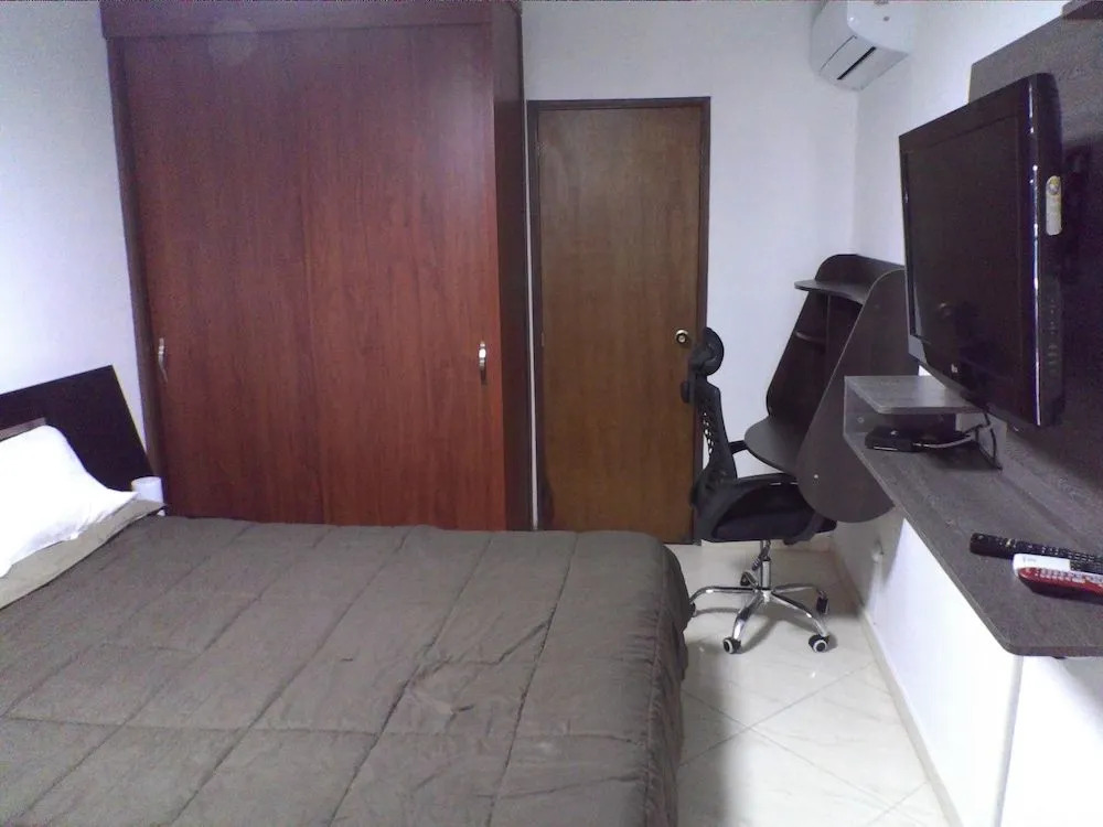 Poblado Brownstone