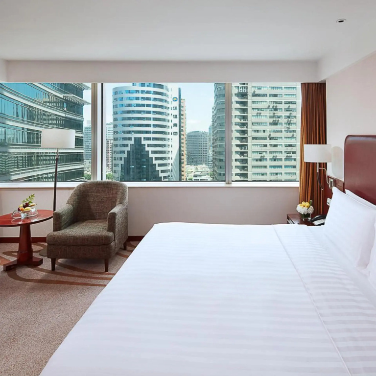 Pullman Shanghai Central