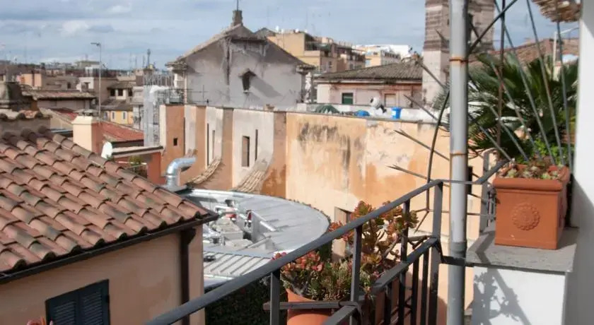 Apartment In Historical Centre Of Rome