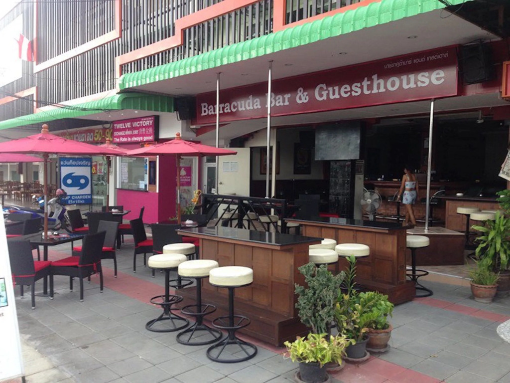 Ryan's Bar