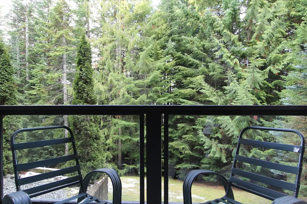 Powderhorn Condos by Whistler Retreats
