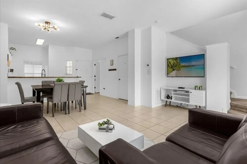 3 Bed/2.5 Bath Perfect Family Home Bunk Beds 3 Bedroom Townhouse by RedAwning