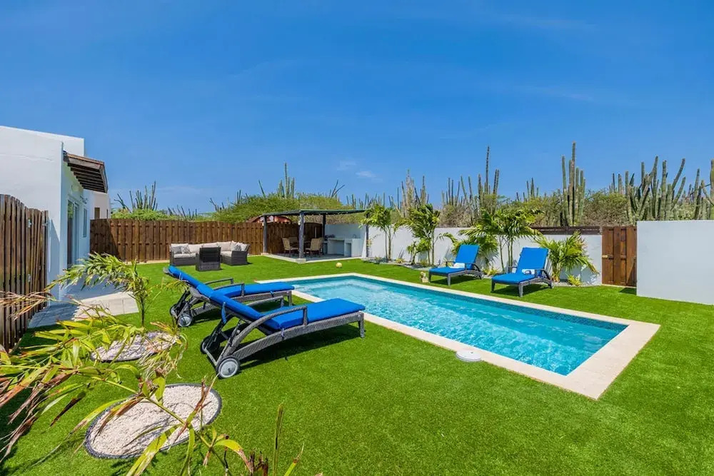 2BR Countryside Home w Sea Views Private Pool