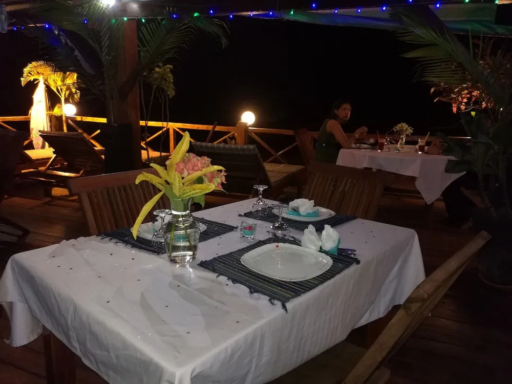 Aviavy Plage Hôtel