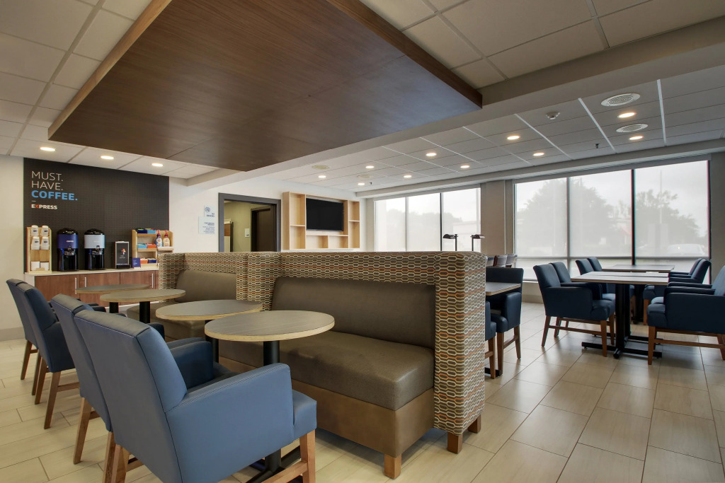 Holiday Inn Express Voorhees/ Mt. Laurel by IHG