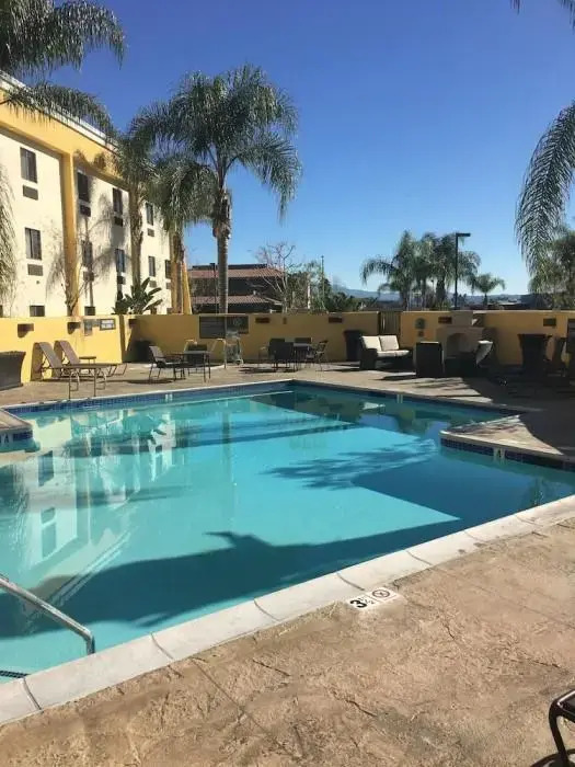 Hampton Inn