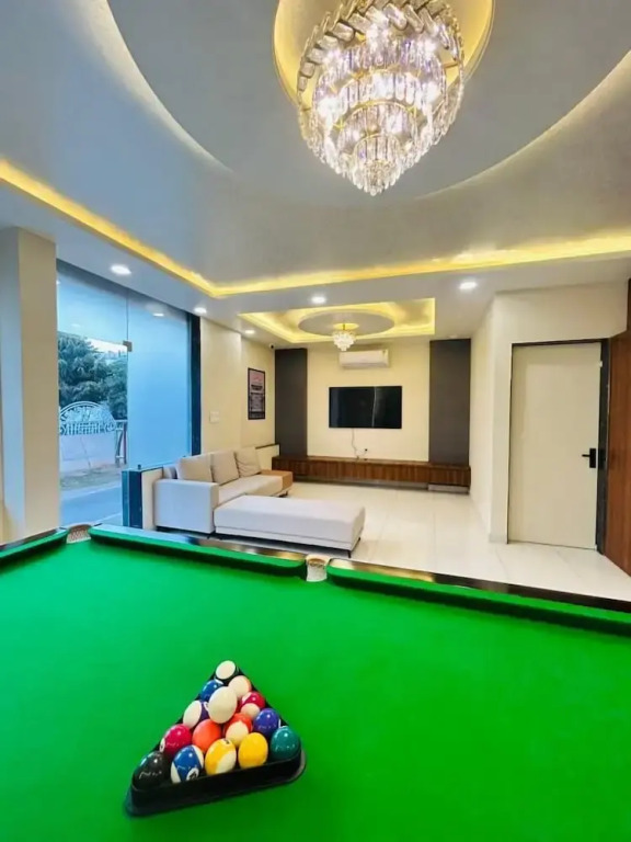 Hotel The Hidden Door-Near Jaipur Airport