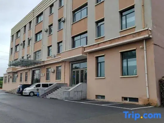 Yichun Xinxin Fashion Inn
