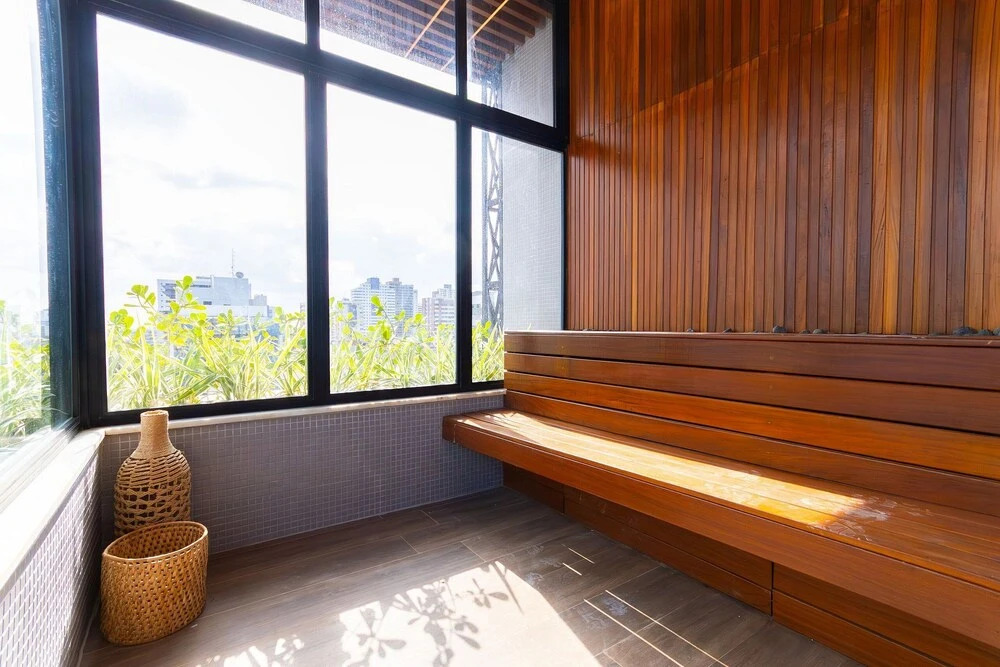 Breeze Residence #104 Beachfront by Carpediem