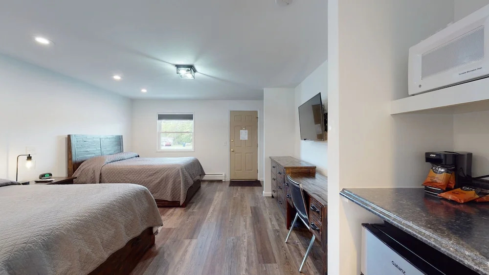 Circle Court Motel