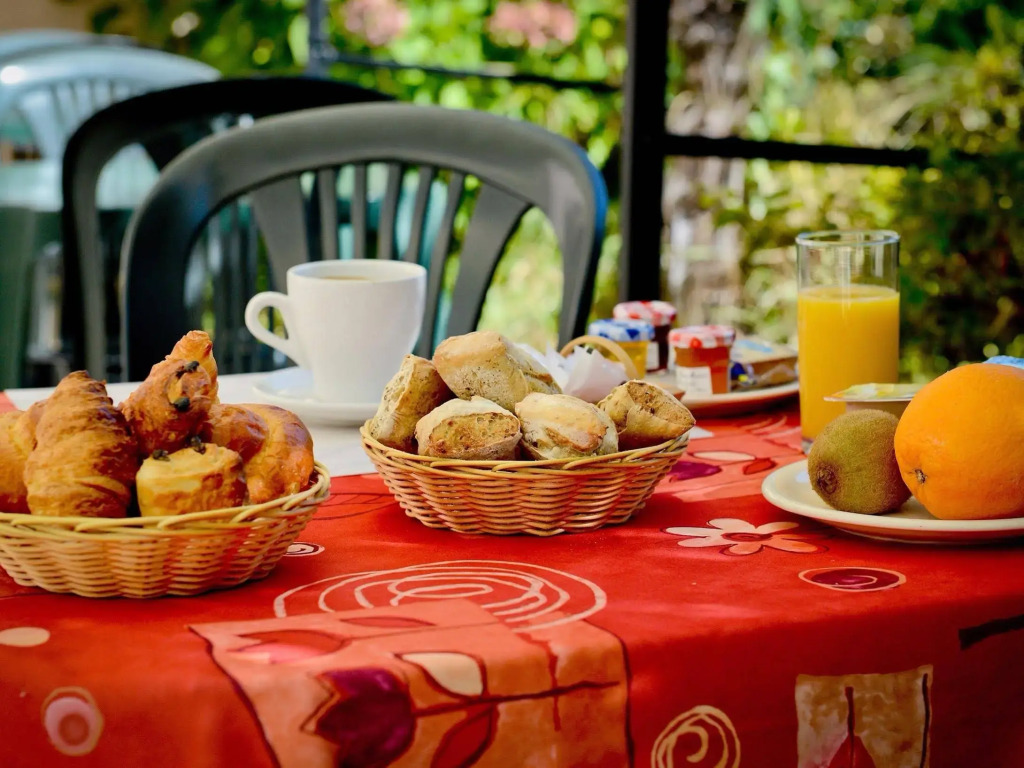 Logis Hostellerie du Neez