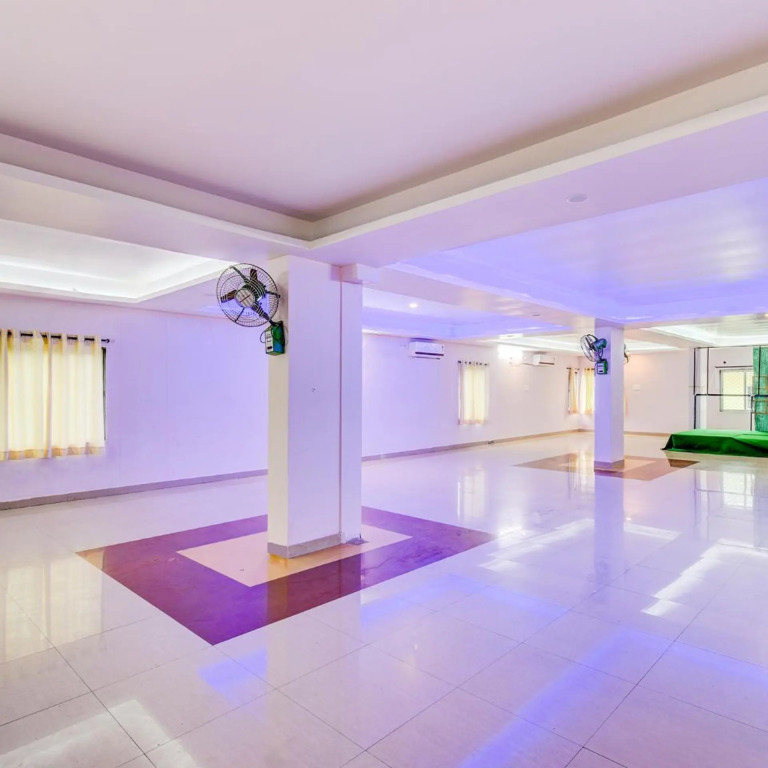 FabHotel Pushpa Grand