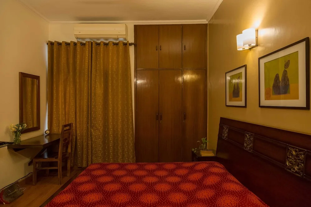 Woodpecker Apartments Hauz khas