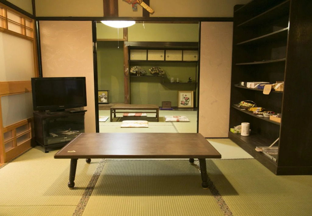 Female-Only Guesthouse Tomari-ya