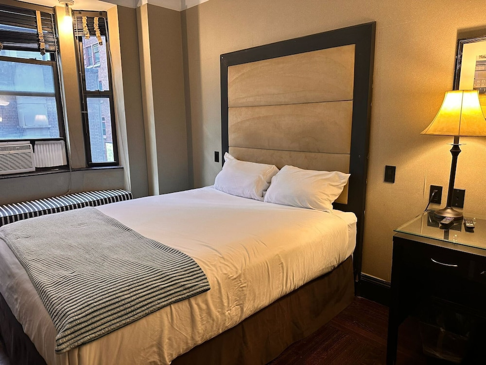 Brooklyn Finest Suites