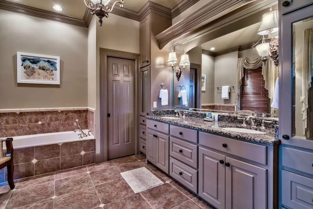 Shore Beach Working 4 Bedrooms 4 Bathrooms Home