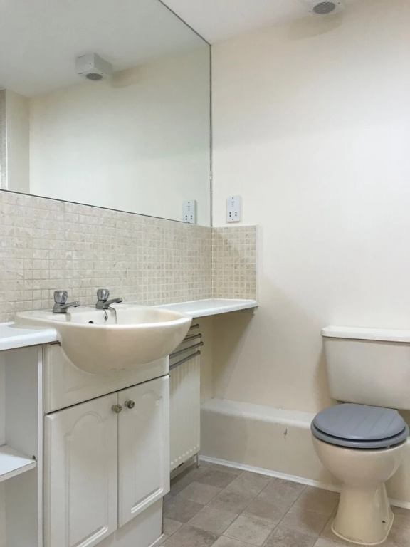 McDonald Road Apartment