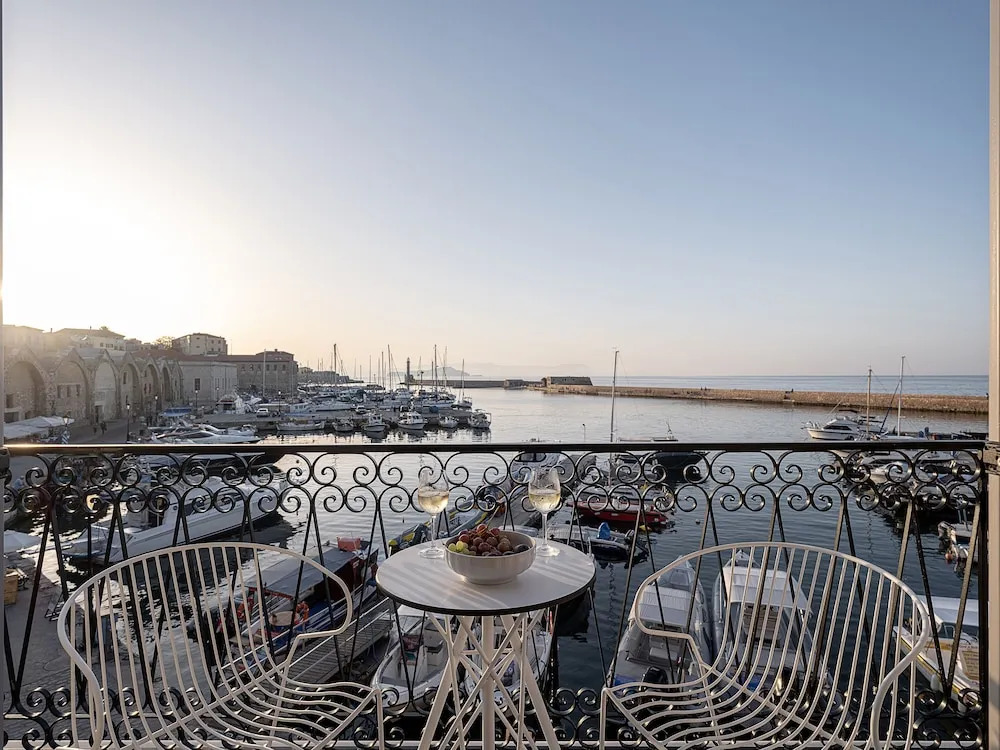 Riviera Suites