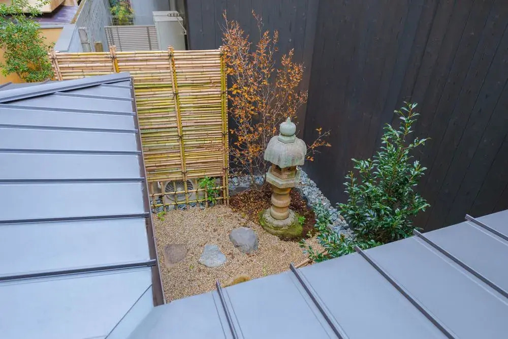 THE MACHIYA KAZAHAYA