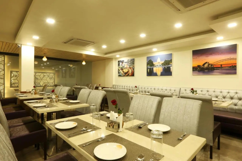 Hotel Omega - Gurgaon Central