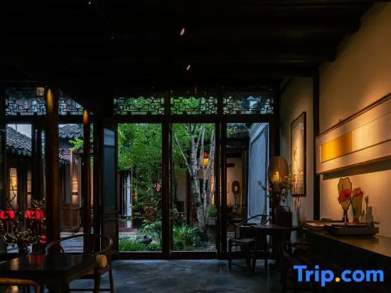 Zhujiajiao Jingting Inn