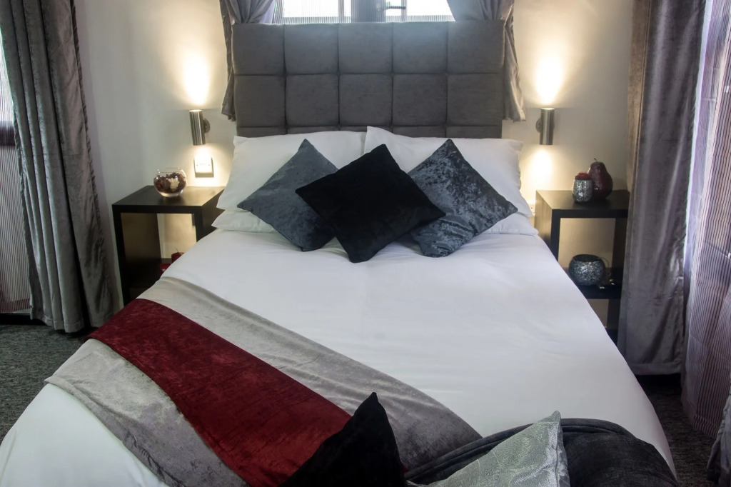 Trivelles Regency, Nottingham