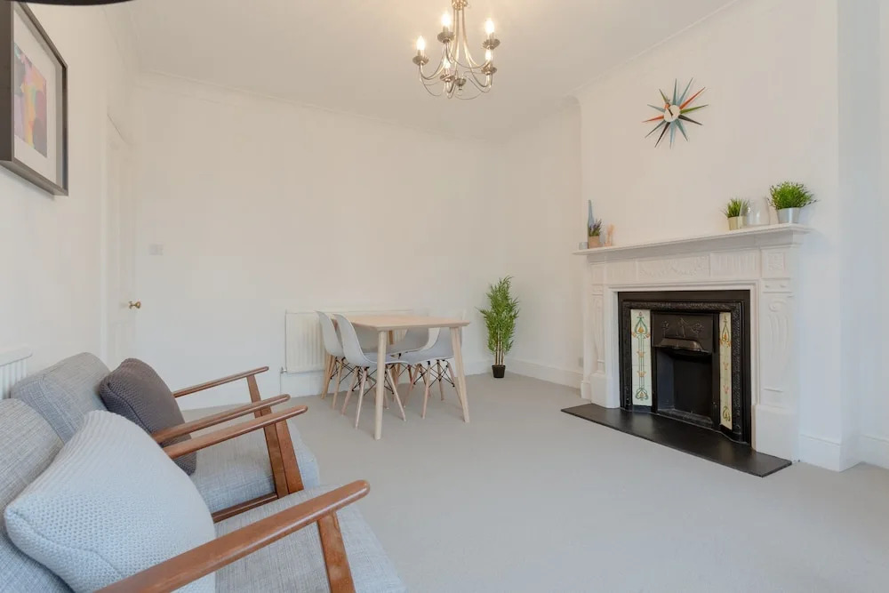 2 Bedroom Flat Next to Clapham Common