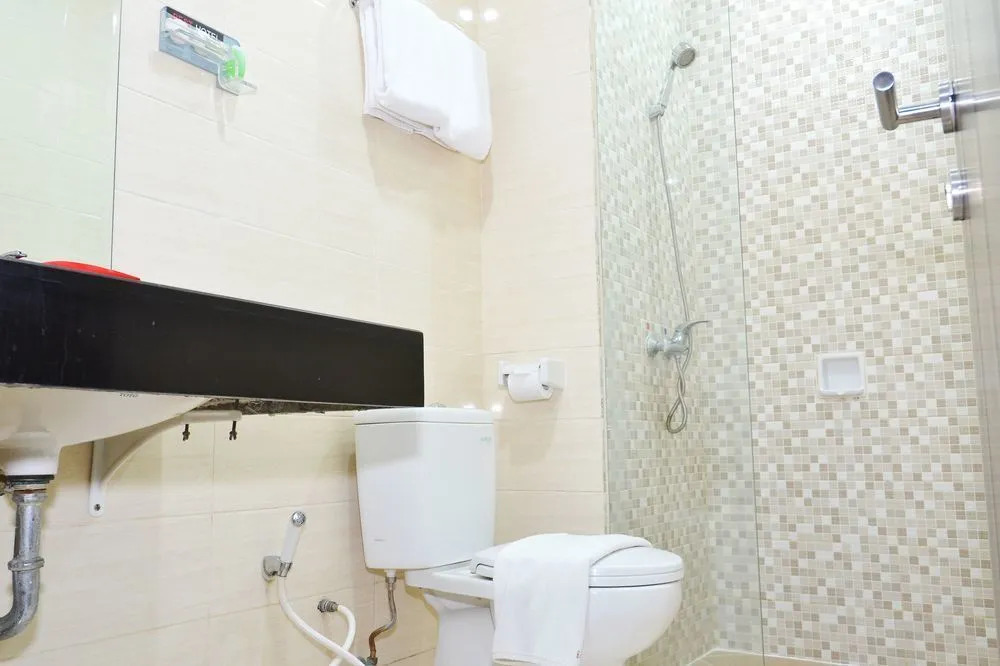 ZEN Rooms Basic Kedung Sari Wonorejo