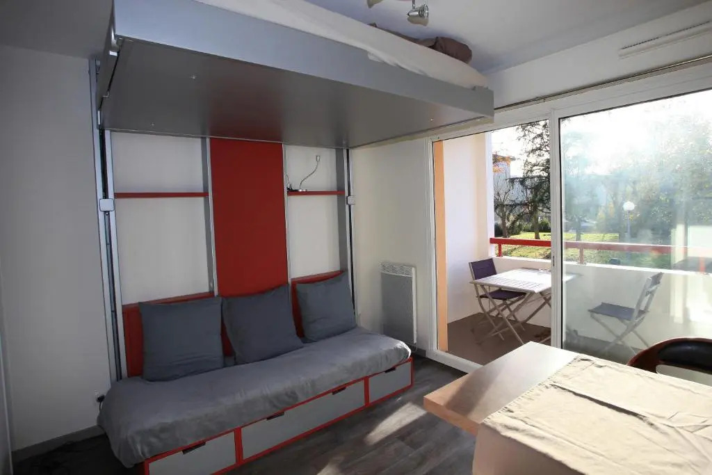 Studio Ttikia (Adults Only)