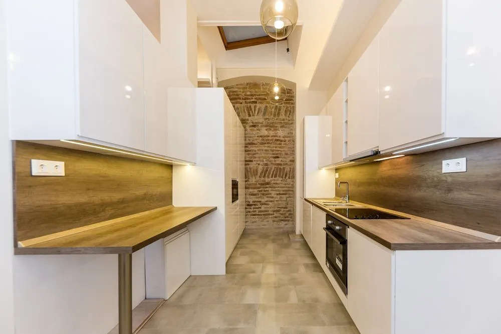 Dfive Apartments - Gold