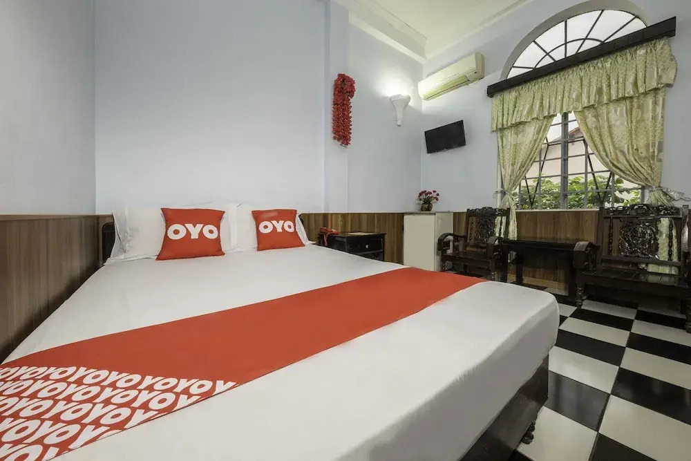 OYO 718 Nu Hoang Hotel